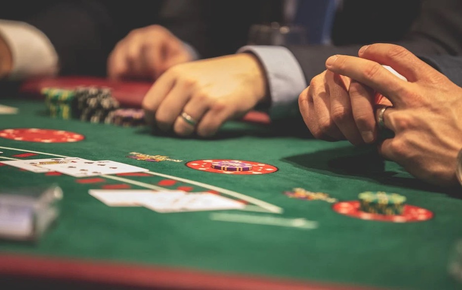Low-Risk Casino And Betting Games